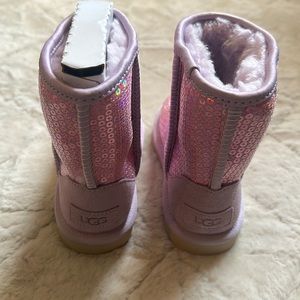 Toddler girls classic ll stellar uggs boots